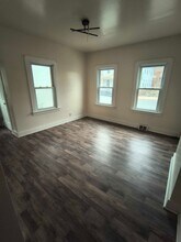 20 5th St in Ansonia, CT - Foto de edificio - Building Photo