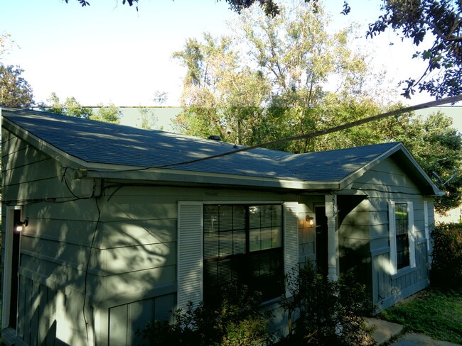 property at 2032 Nicholas Ln