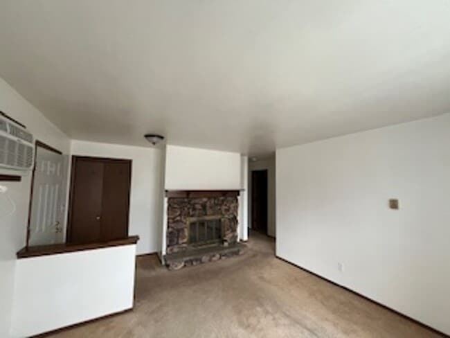 property at 2320-2322 Holiday Dr