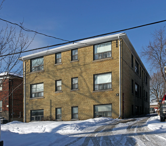 36 Station Rd in Toronto, ON - Building Photo - Building Photo