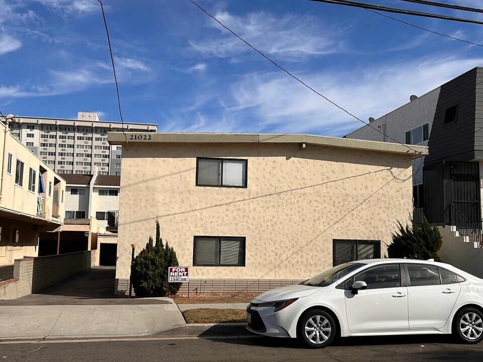 21022 Amie Ave in Torrance, CA - Building Photo