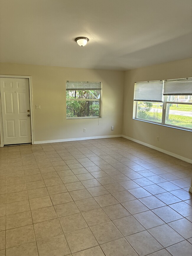 property at 6079 E Quitman St