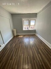 107 Elm St in Yonkers, NY - Building Photo - Building Photo