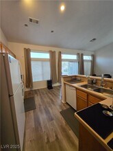 6126 Leaning Rock Ct in North Las Vegas, NV - Building Photo - Building Photo