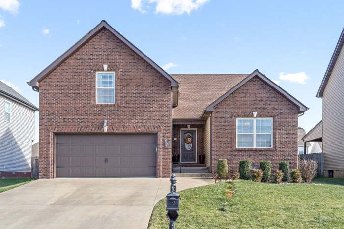 3717 Tradewinds Terrace in Clarksville, TN - Building Photo