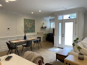 154 W 8th St in Boston, MA - Building Photo - Building Photo