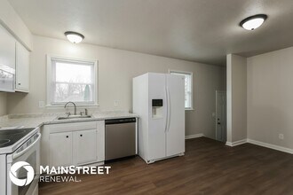 5301 Sprucewood Dr in Louisville, KY - Building Photo - Building Photo