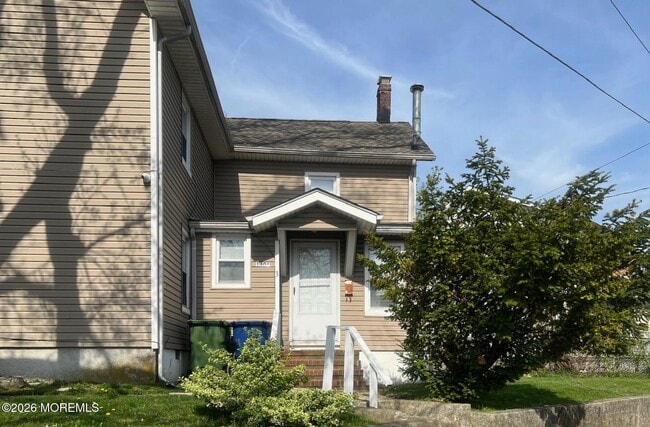 property at 1401 9th Ave