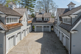 179 Oenoke Ridge Rd in New Canaan, CT - Building Photo - Building Photo