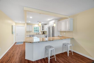 900 Jasmine Ln, Unit 203B in Vero Beach, FL - Building Photo - Building Photo