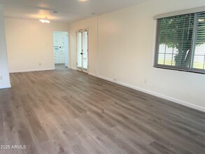 58 W Encanto Blvd in Phoenix, AZ - Building Photo - Building Photo