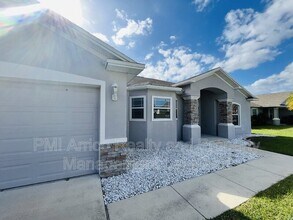 3519 Kenwood Crossing in Lakeland, FL - Foto de edificio - Building Photo