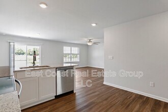 266 Gumspring Dr in Charles Town, WV - Building Photo - Building Photo