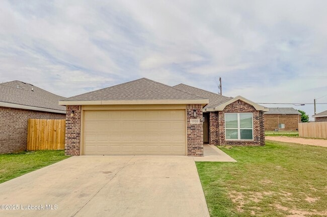 1010 Helena Ave in Lubbock, TX - Building Photo - Building Photo
