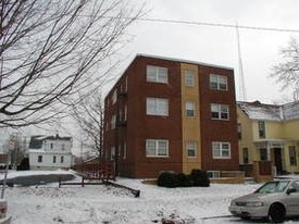 906 S Eighth St Apartments