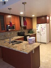 4805 Mallard Common in Fremont, CA - Building Photo - Building Photo