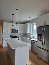 3745 S Lake Park Ave in Chicago, IL - Building Photo - Building Photo