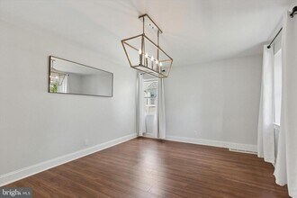 404 Exton Rd in Hatboro, PA - Building Photo - Building Photo