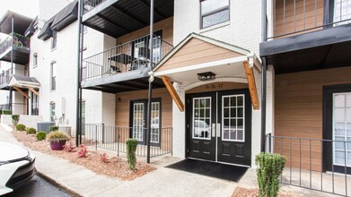 Parkside Sandy Springs in Atlanta, GA - Foto de edificio - Building Photo