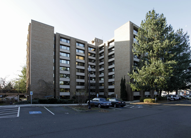 Columbia House in Vancouver, WA - Building Photo - Building Photo