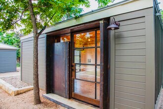 1306 Oxford Ave in Austin, TX - Building Photo - Building Photo