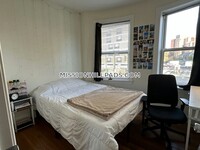 828 Huntington Ave, Unit 2 in Boston, MA - Building Photo - Building Photo