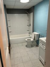 250 Shaw St, Unit 1 in New Bedford, MA - Building Photo - Building Photo