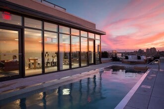 160 1st St, Unit 509 in Jersey City, NJ - Building Photo - Building Photo