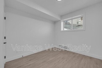 3576 Silver Wy in West Kelowna, BC - Building Photo - Building Photo