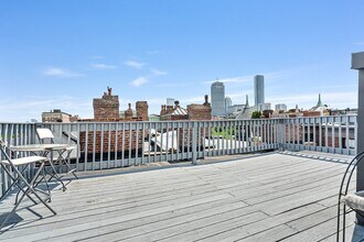 591 Beacon St, Unit 3 in Boston, MA - Building Photo - Building Photo