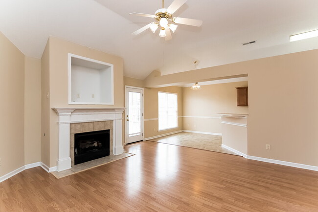 5400 Milton Ridge Dr in Arlington, TN - Building Photo - Building Photo