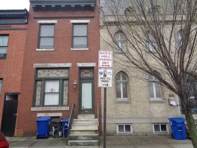 property at 3403 Bank St