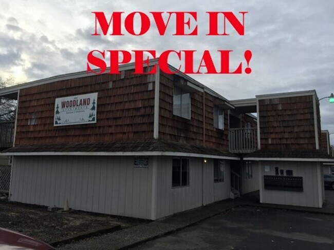 r144a Woodland Apartments in Centralia, WA - Building Photo - Building Photo