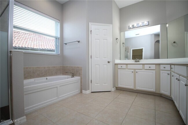 property at 2086 Grove Dr