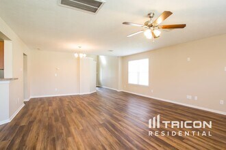 20726 Deborah Ann Wy in Houston, TX - Building Photo - Building Photo