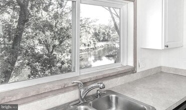 85 Hickory Ave in Mantua, NJ - Building Photo - Building Photo