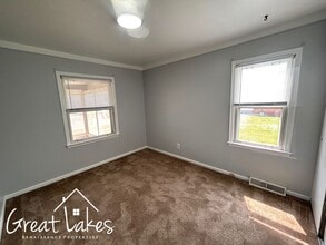 7067 Ford Ave in Warren, MI - Building Photo - Building Photo