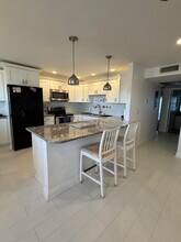 4057 Wolverton C in Boca Raton, FL - Foto de edificio - Building Photo