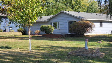 762 Dresden Ct in Chaska, MN - Foto de edificio - Building Photo