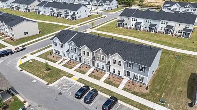 5001 Microcline Trl in Raleigh, NC - Building Photo - Building Photo