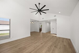 2116 Trellis Pl in Richardson, TX - Building Photo - Building Photo
