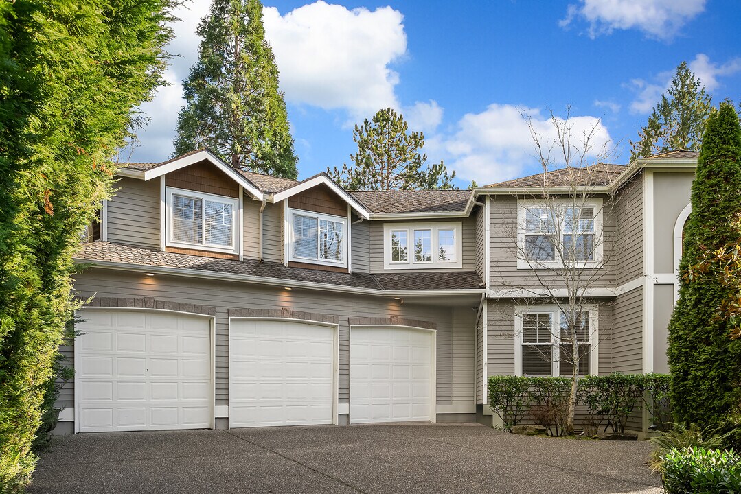 414 10th St S in Kirkland, WA - Building Photo