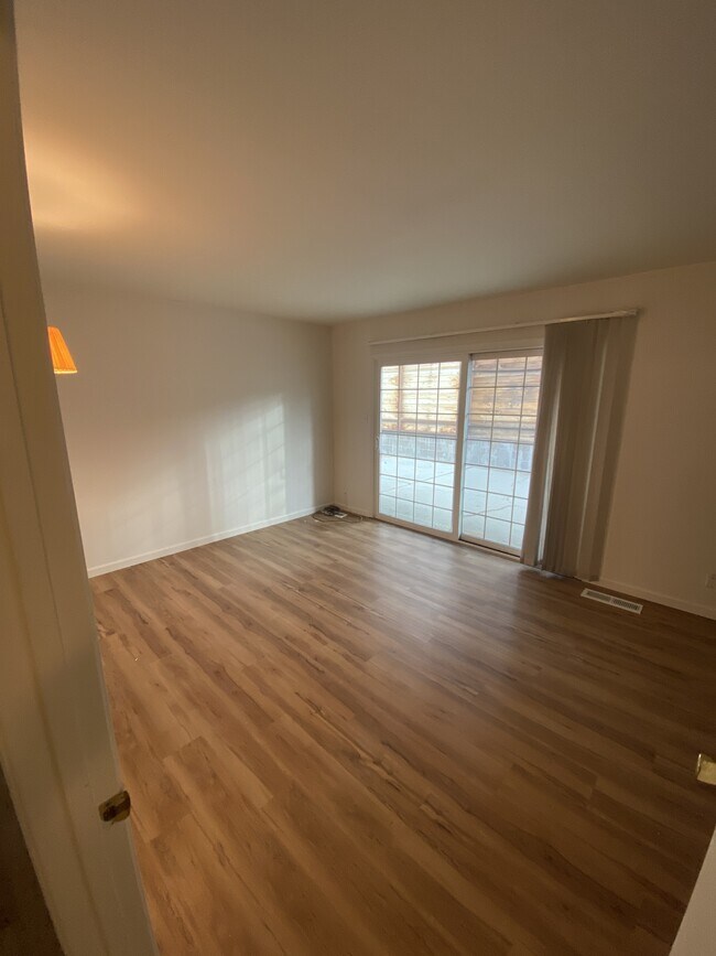 1431 Rancho Way in South Lake Tahoe, CA - Building Photo - Building Photo