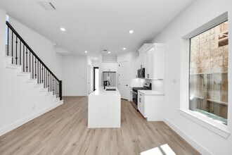 3310 Hardy St in Houston, TX - Building Photo - Building Photo