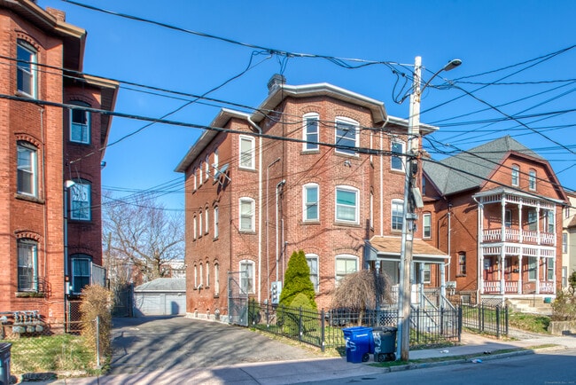 103 Hungerford St in Hartford, CT - Building Photo - Building Photo
