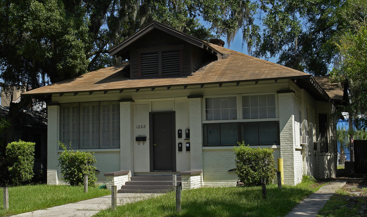 1208 SW 1st Ave in Gainesville, FL - Building Photo