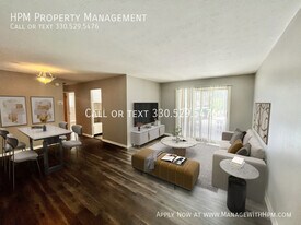 850 S Green Rd in South Euclid, OH - Building Photo