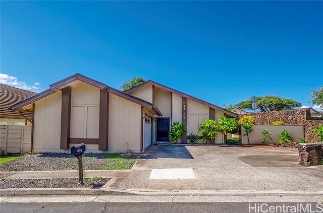 property at 94-1058-1058 Lelepua Pl