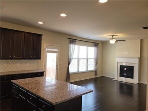 5735 Riverside Bay in Sugar Hill, GA - Building Photo - Building Photo