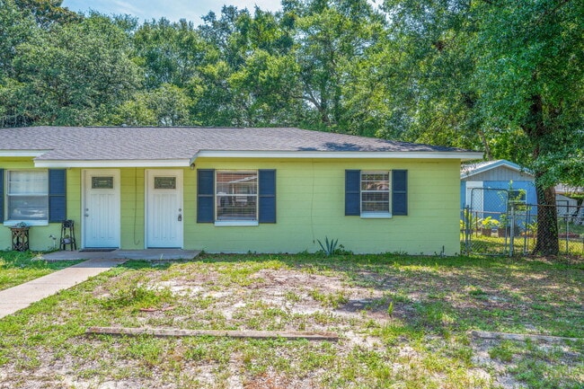 property at 709 Greenwood St